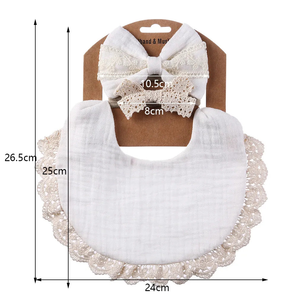 ESSENTIALS MUSLIN BIBS & MATCHY BOW